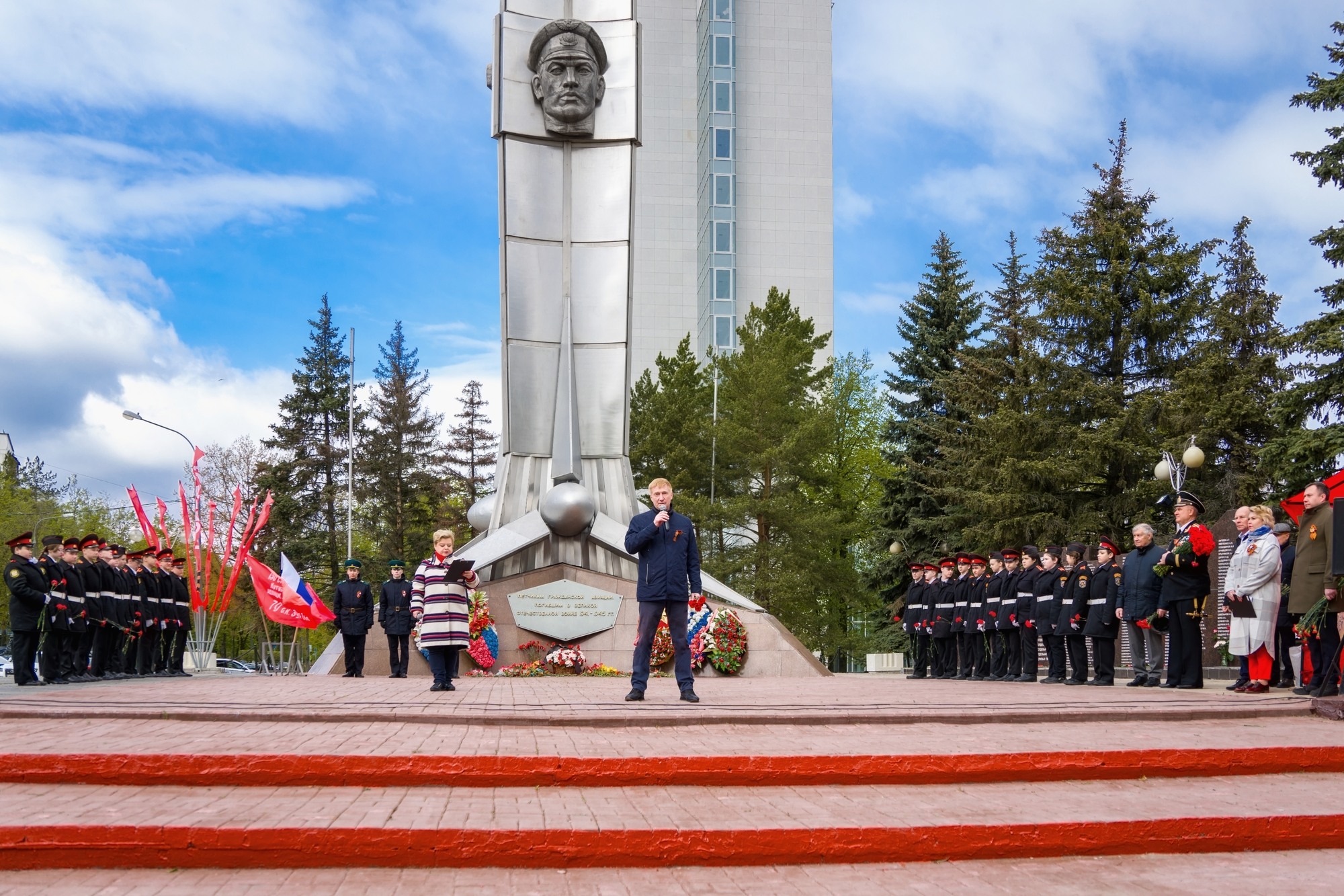 Международный аэропорт Внуково отмечает День Победы в Великой Отечественной войне