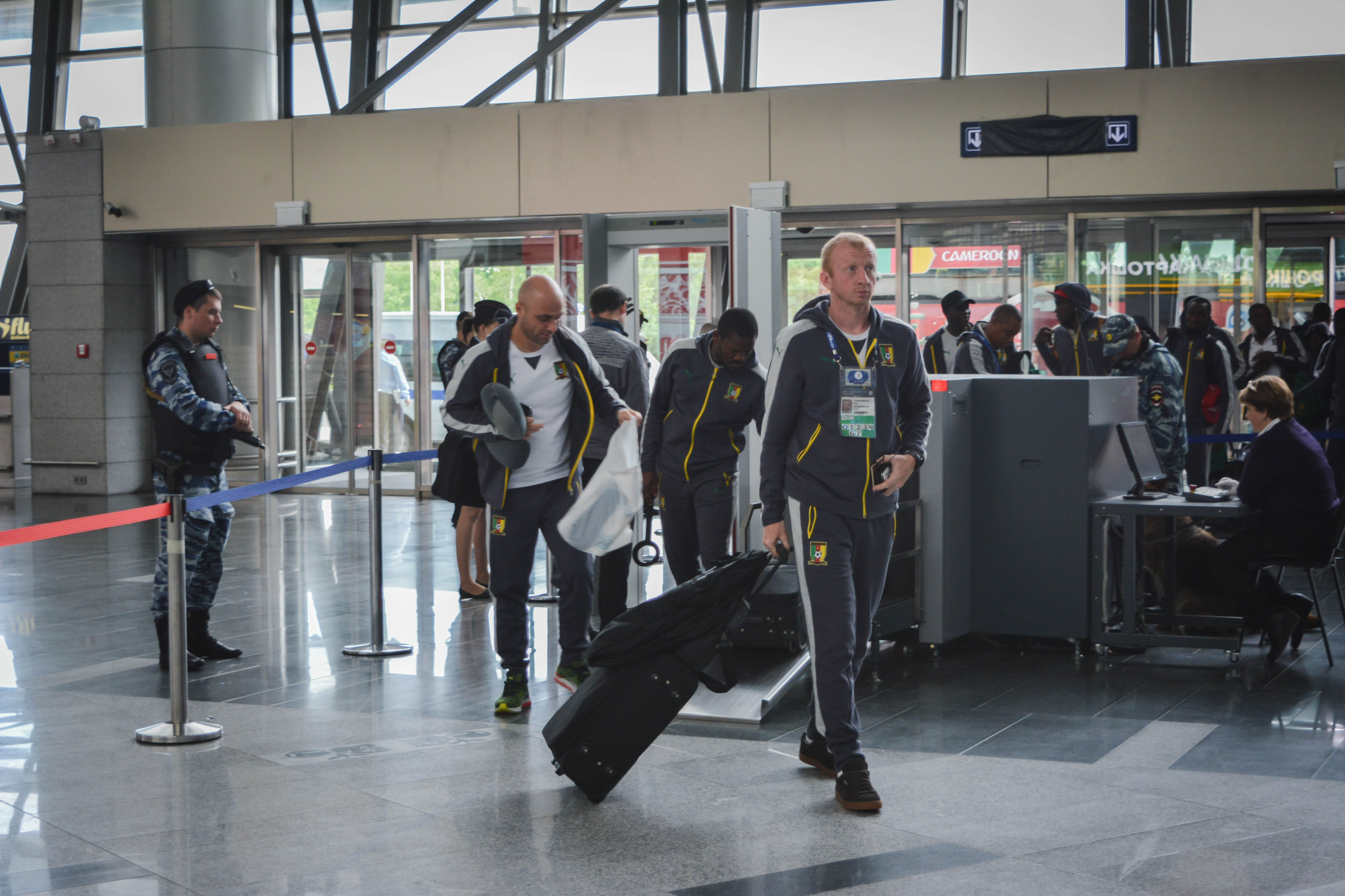 Аэропорт Внуково проводил сборную команду Камеруна по футболу, вылетавшую на матч Кубка Конфедераций FIFA 2017 | Международный аэропорт Внуково