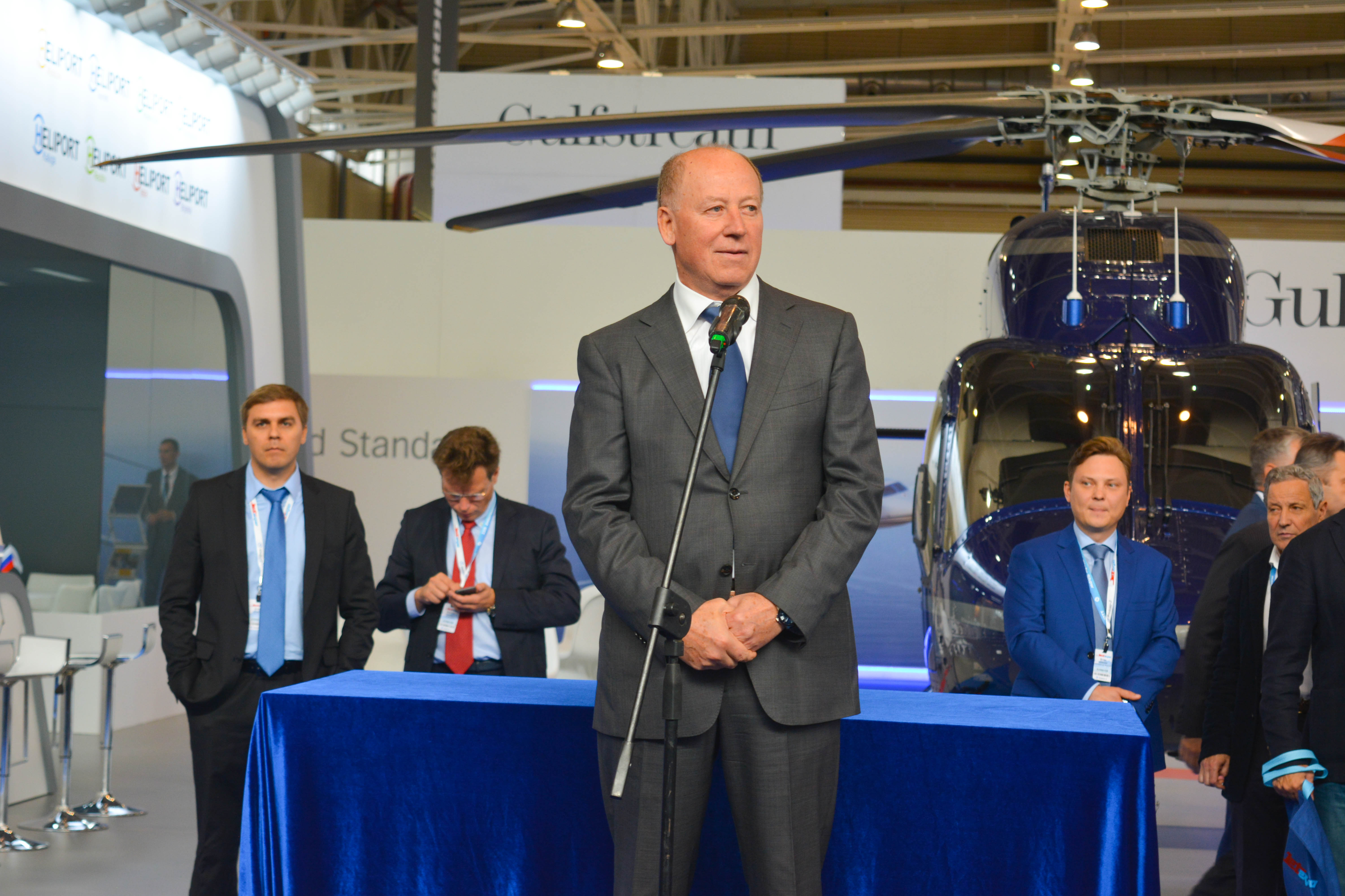 Во Внуково-3 открылась 11-ая Международная выставка деловой авиации JetExpo-2016 | Международный аэропорт Внуково
