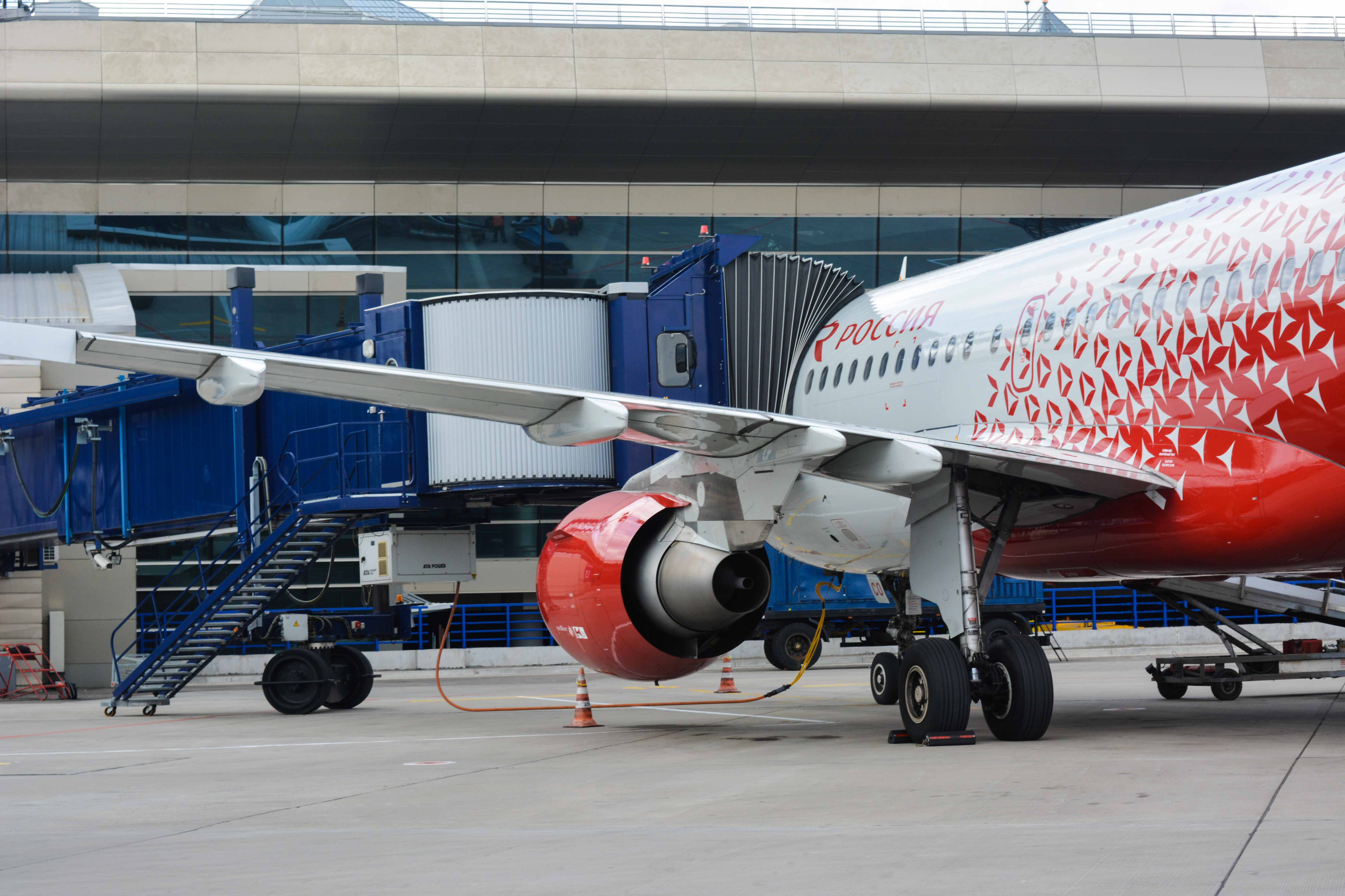 Внуково торжественно встретил первый Airbus A319 в ливрее объединенной авиакомпании «Россия» | Международный аэропорт Внуково