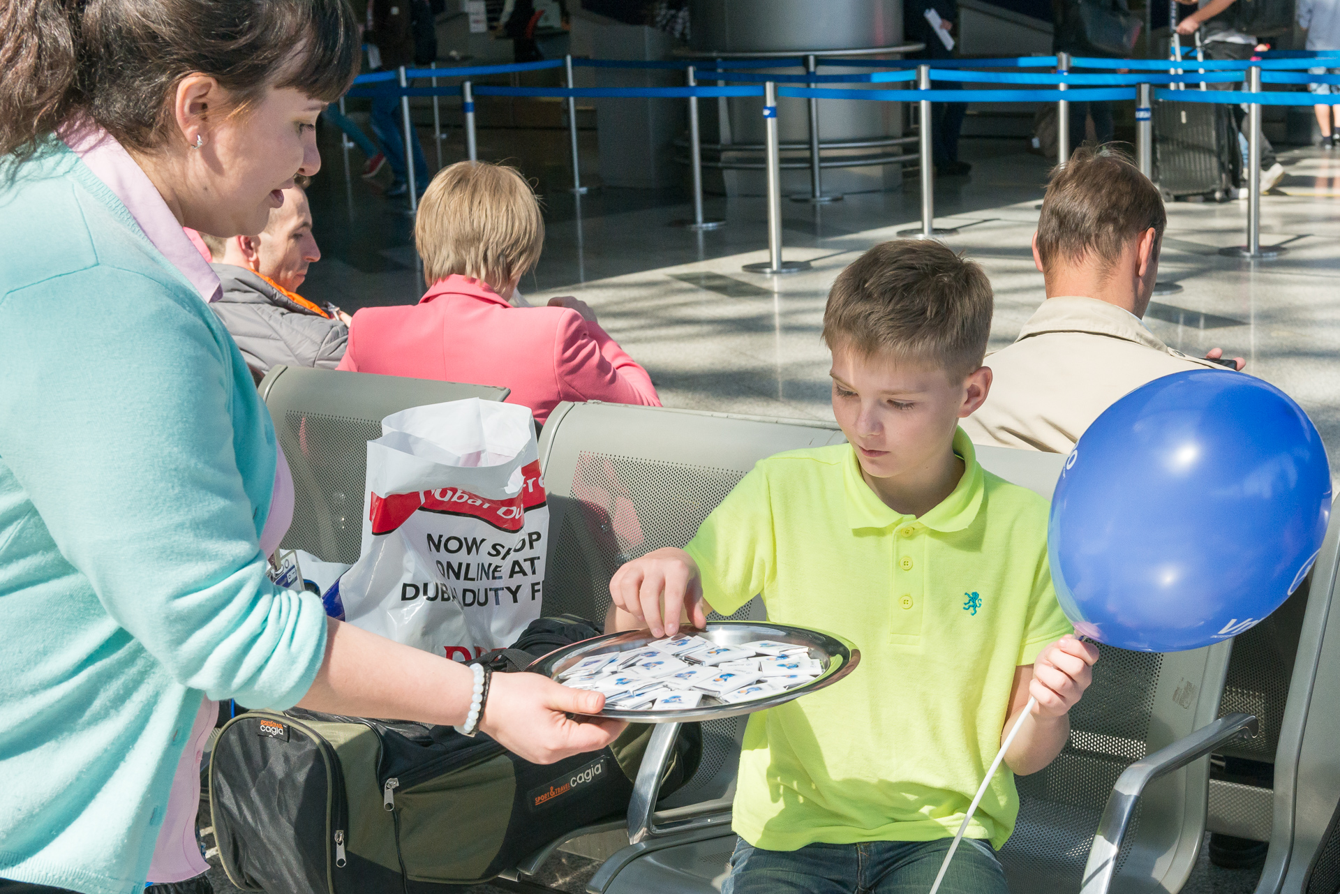 Аэропорт Внуково поздравляет с Днем защиты детей | Международный аэропорт Внуково