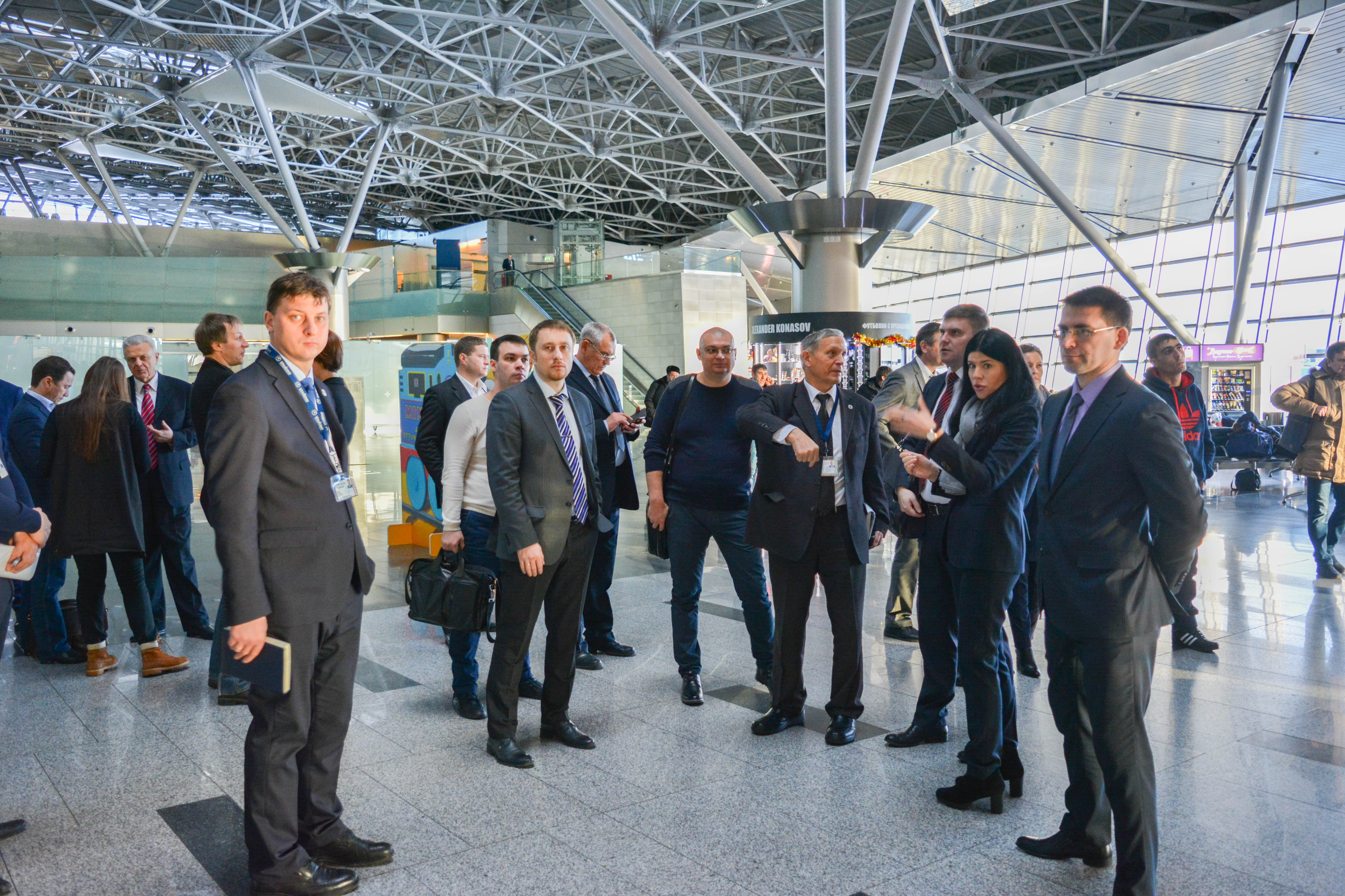 В аэропорту Внуково прошло заседание рабочей группы по подготовке к ЧМ по футболу FIFA 2018 | Международный аэропорт Внуково