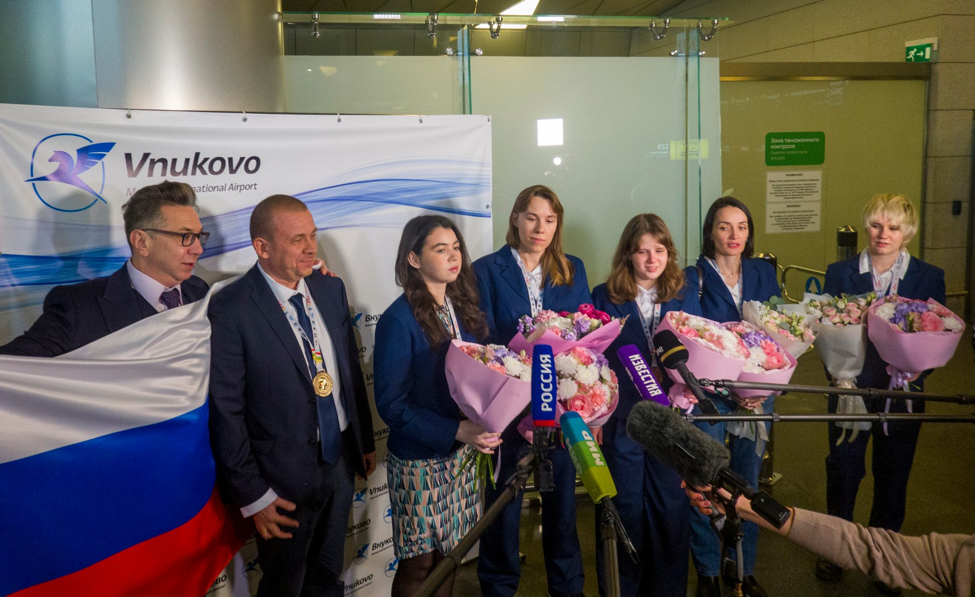 Женская сборная России по шахматам завоевала золото командного чемпионата мира