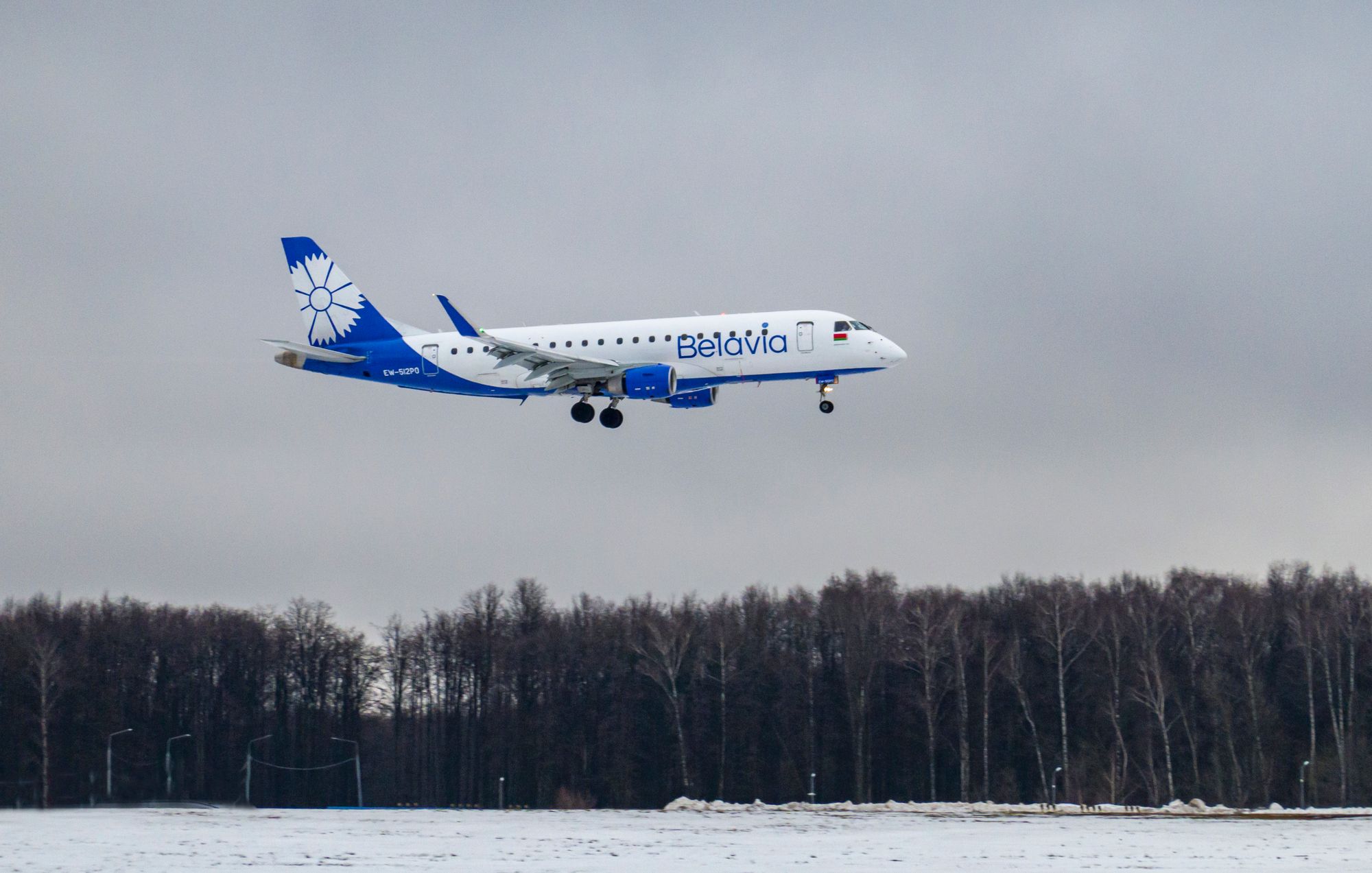 Аэропорт Внуково поздравляет авиакомпанию «Белавиа» с 30-летним юбилеем!